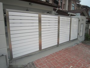 Fully aluminium gate 